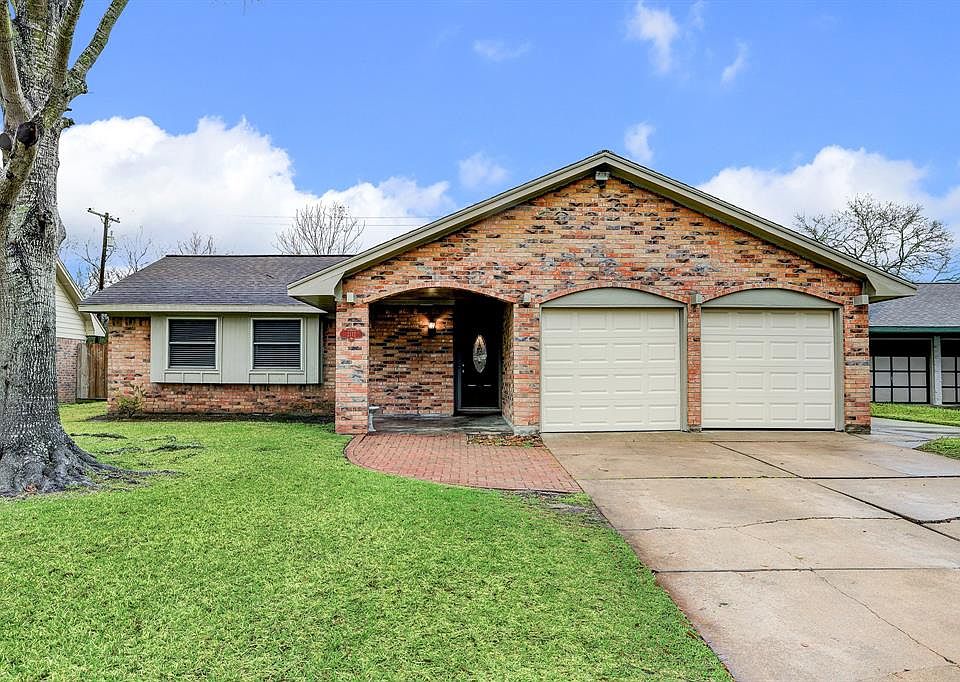 1st image of 2112 Savanna Ct N