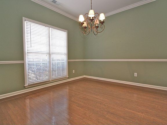 3rd image of 1448 Lynchburg Pl
