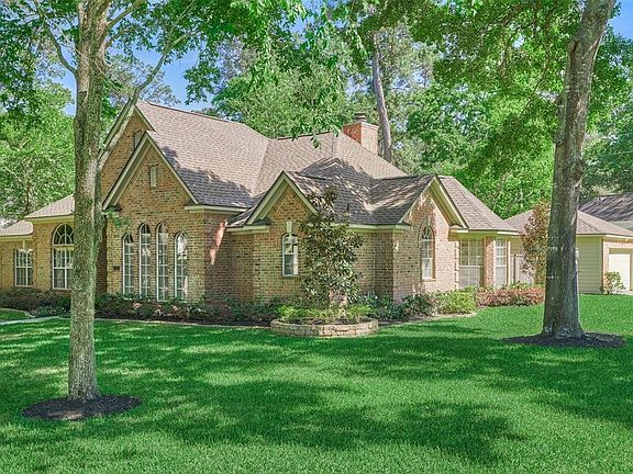 Brick on all sides, trim painted 2020, roof replaced 2018.