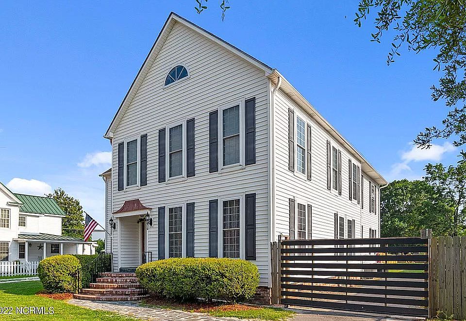 116 E Jones St, Trenton, NC 28585 Zillow