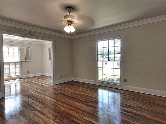 3rd image of 1825 Bakalane Ave