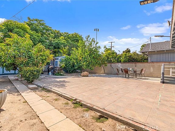 3rd image of 3935 S Harvard Blvd