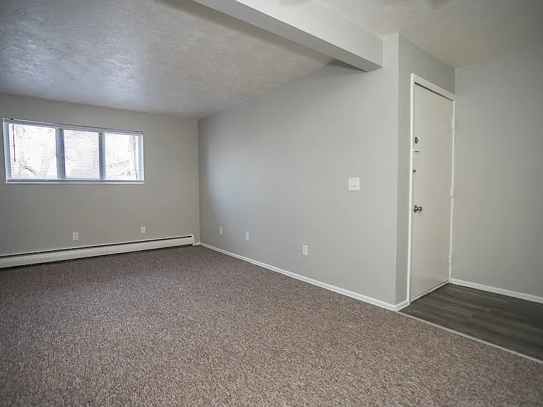 545 E Erie Ave — Photo 12