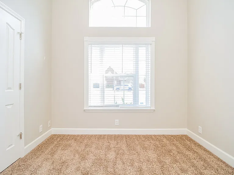 2745 Portside Ct — Photo 14