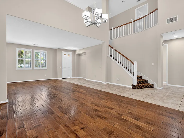 26525 Craftsmen Ct — Photo 4