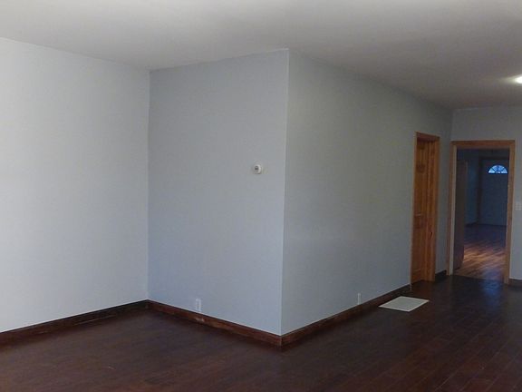 2nd image of House On 616 West 10 Th St