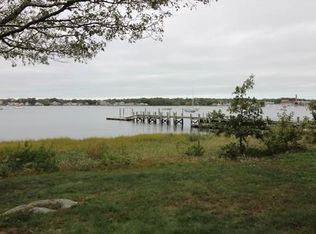 75 Oak St, Wareham, MA 02571