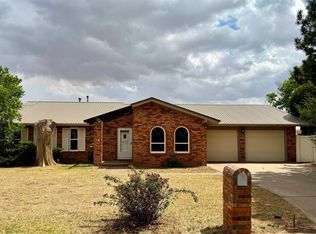 2117 Castle Ct, Clovis, NM 88101