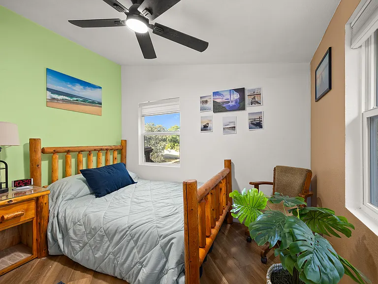 Hi View Dr — Photo 11