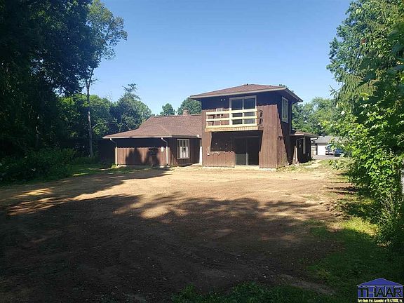 3rd image of 3362 N Pine Lane St