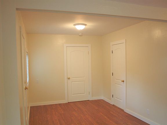 5th image of 817 N Osprey Ave