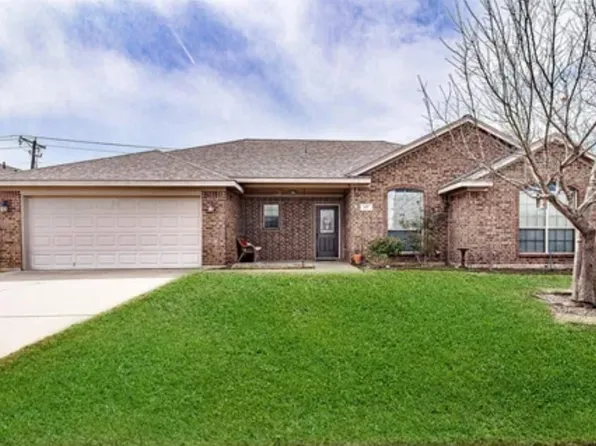 617 Bretts Way, Burleson, TX 76028