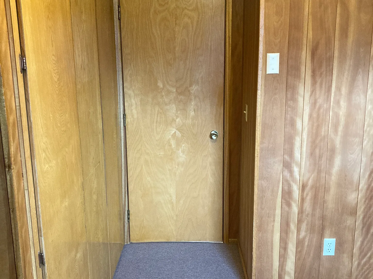 3919 Turnagain Blvd E — Photo 4