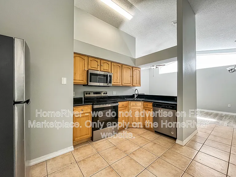 11637 Sunshine Pond Rd — Photo 9
