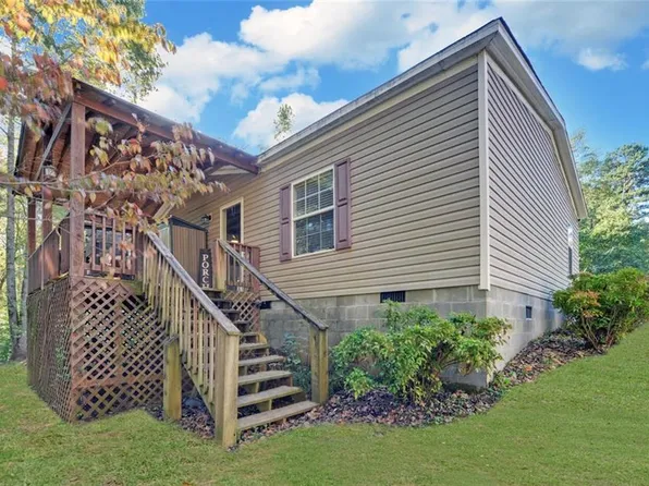 272 Crepe Myrtle St, Mount Airy, GA 30563