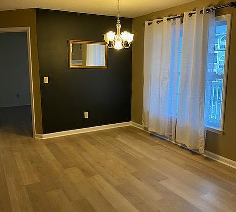 4th image of 5004 E Lawndale Dr
