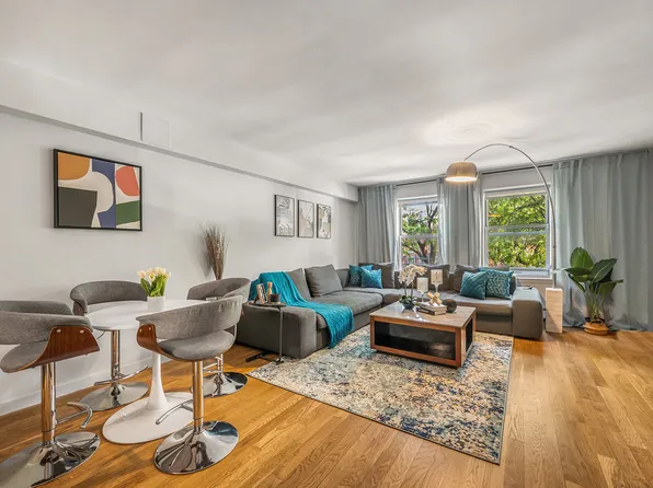 2545 Frederick Douglass Boulevard image 1 of 14