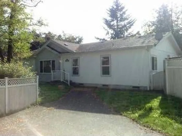 17408 10th Ave NE, Shoreline, WA 98155