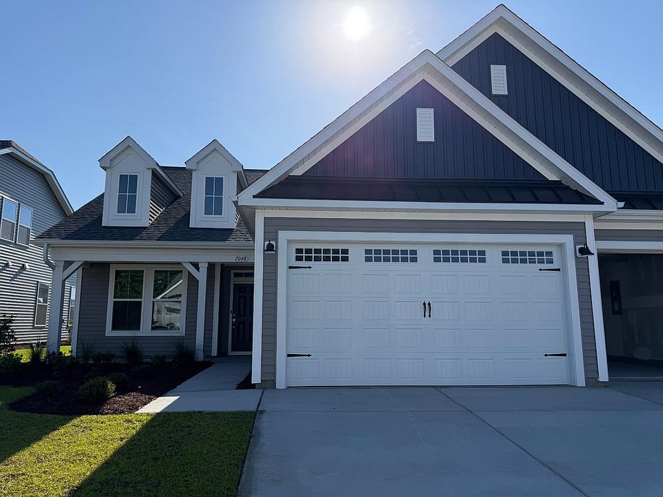1st image of 2048 Woodrush Loop