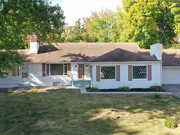 2nd image of 208 Mar Ken Dr