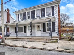 86 W Main St, Windsor, PA 17366