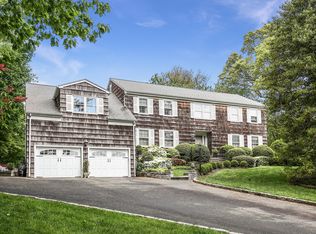 12 Clark Ln, Rye, NY 10580