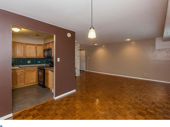 5th image of 4000 Gypsy Ln Unit 207