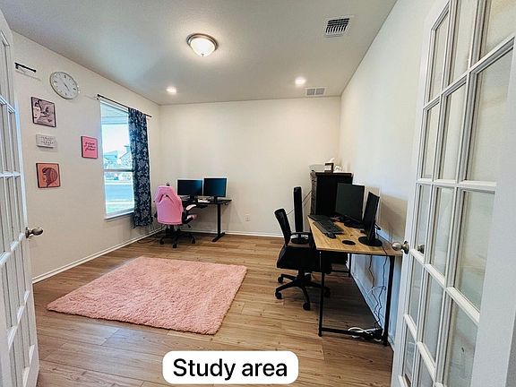 5th image of 4626 Teverola Dr