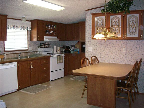 2nd image of 3827 Kiah Dr