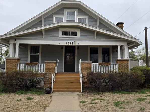 1717 Janes Ave, Winfield, KS 67156