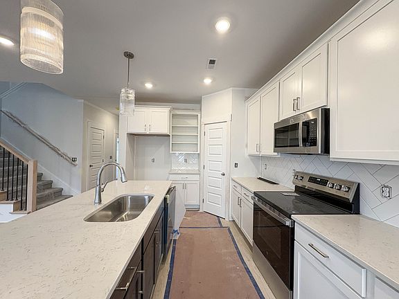 5th image of 111 Sable East St Lot 170