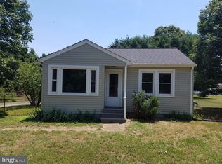 10118 Dahlgren Rd, King George, VA 22485