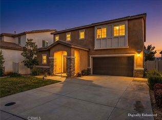 66 Country Club Dr, Calimesa, CA 92320