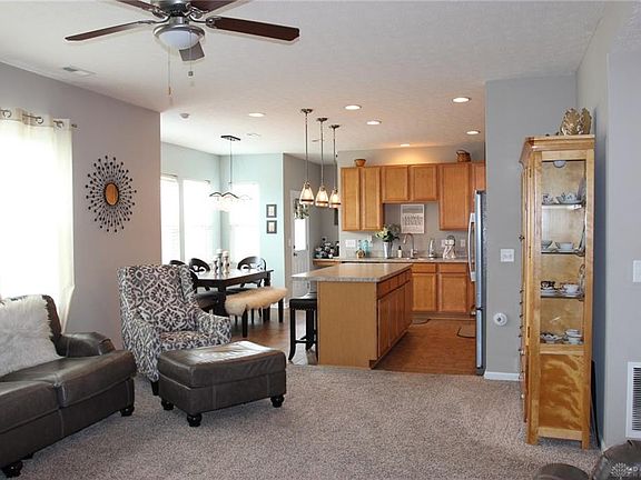 4th image of 2559 Sunset Maple Dr