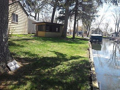 2nd image of 2363 Haerle Ave
