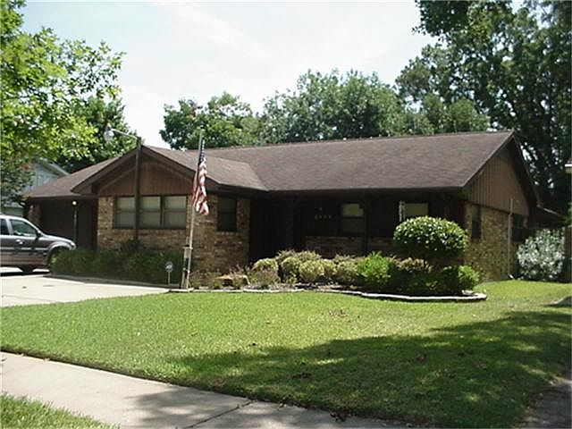 1st image of 2807 Dewberry Ln