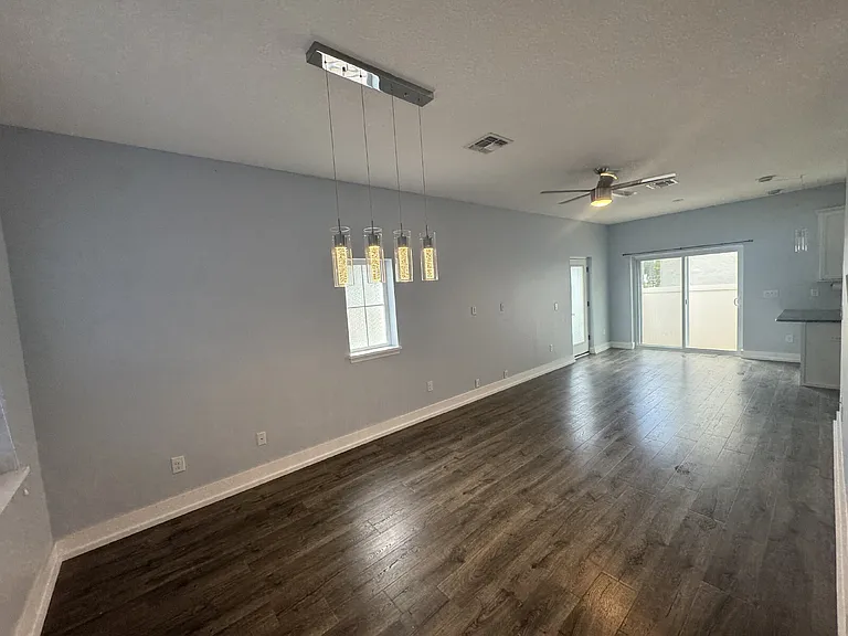 3701 W Carmen St #6 — Photo 14