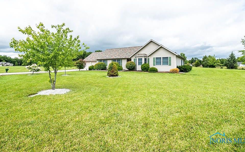 1st image of 21725 Oak Forest Dr
