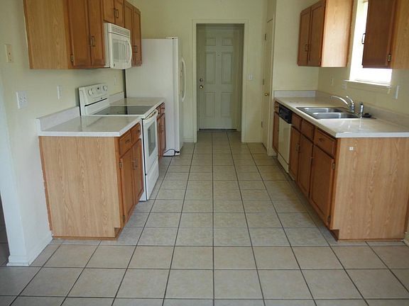5th image of 3011 Levy Ln