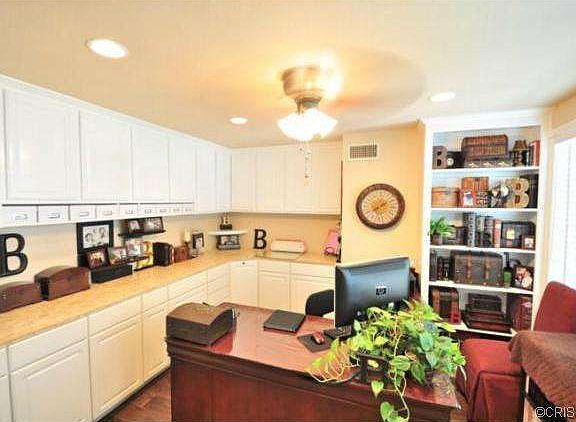 2nd image of 25615 Barganca Ct