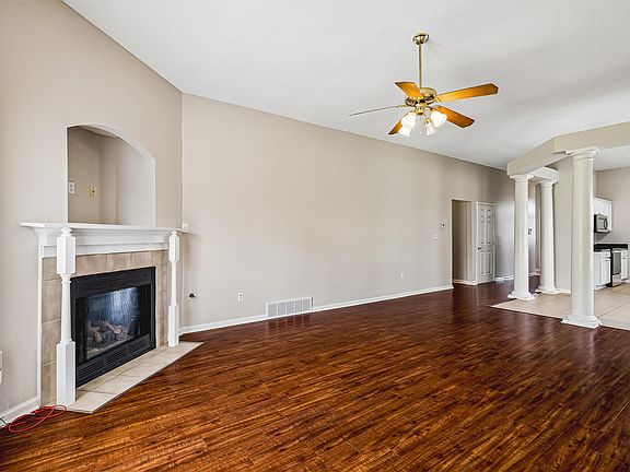 4th image of 4879 Ridge Walk Ln