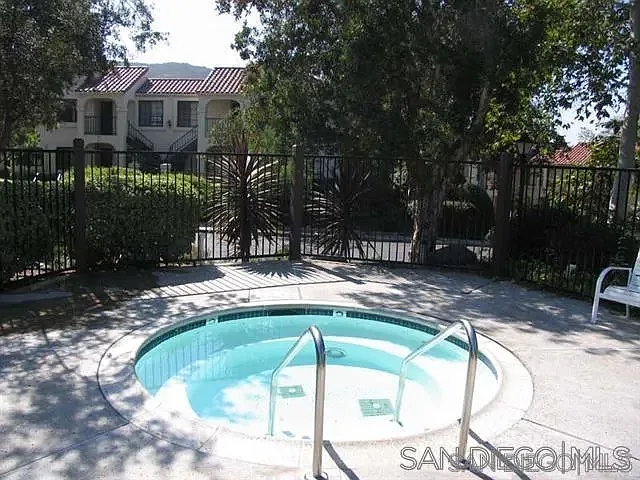 13219 Wimberly Sq — Photo 2