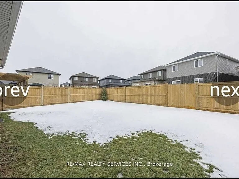 1368 Lawson Rd — Photo 23