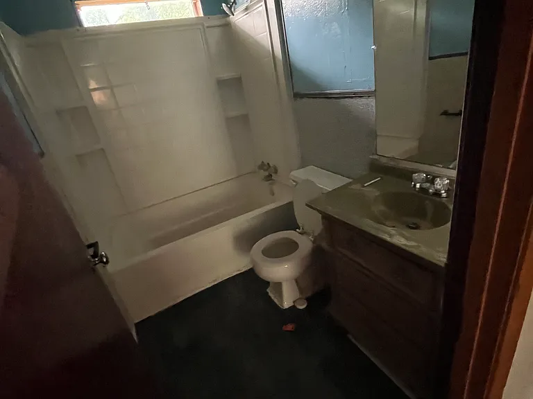 205 Joe Louis St — Photo 3