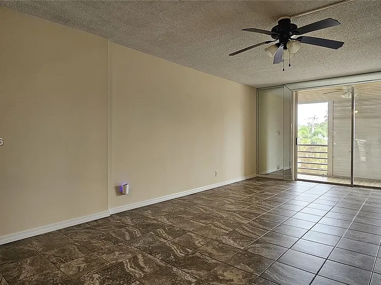 403 NW 68th Ave #309 — Photo 10