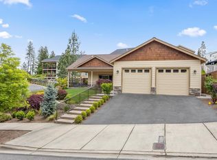 923 NW Bishop St, Grants Pass, OR