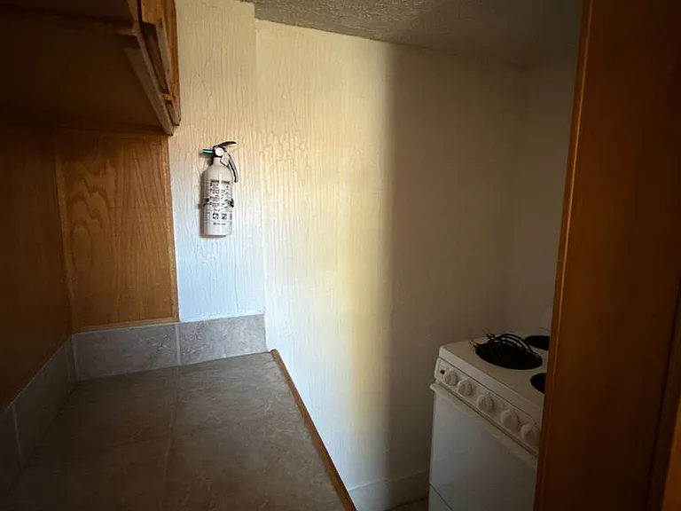 3419 Howard St — Photo 14