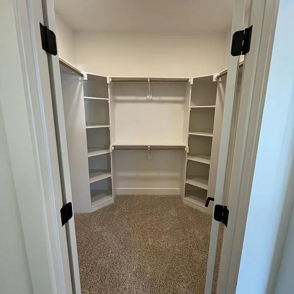 121 Post Oak Rd — Photo 16