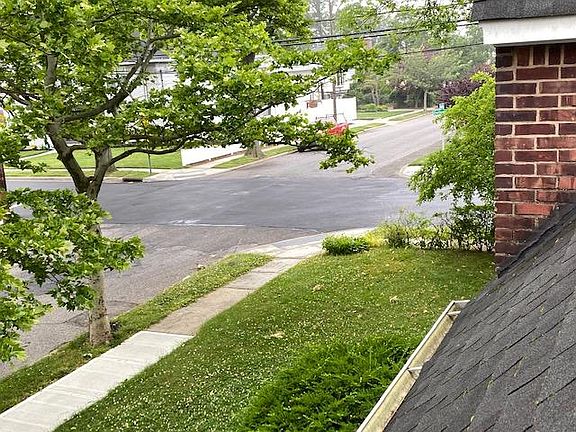 3rd image of 763 Roosevelt St #2