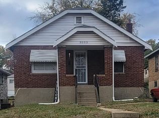 3003 Gary Dr, Saint Louis, MO 63121
